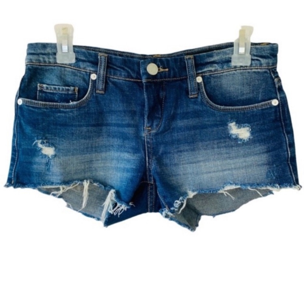 Blank NYC Little Queenie Cut Off
Distressed Denim Jean Shorts 24